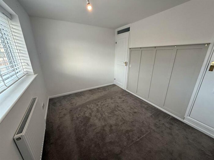 2 Bedroom End Of Terrace House To Rent In Dickson Way, Chippenham, SN15