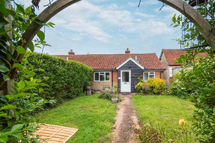 1 Bedroom Semi Detached House To Rent In Beldams Cottages, Beldams Lane, Bishops Stortford, CM23