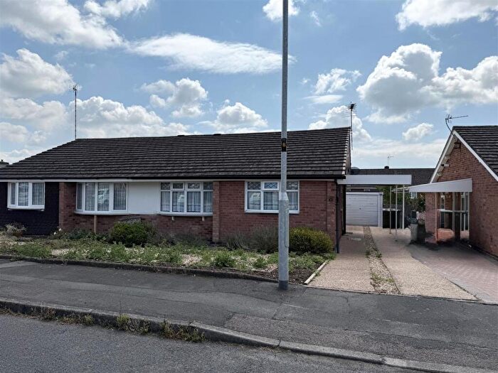 2 Bedroom Semi-Detached Bungalow For Sale In Buckfast Close, Wigston, LE18