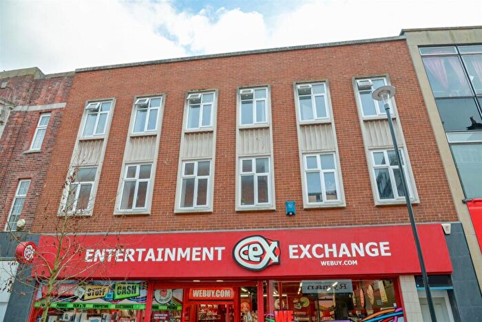 1 Bedroom Apartment To Rent In Middle Street, Yeovil, BA20