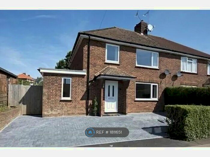 4 Bedroom Semi-Detached House To Rent In Park View, Sturry, Canterbury, CT2