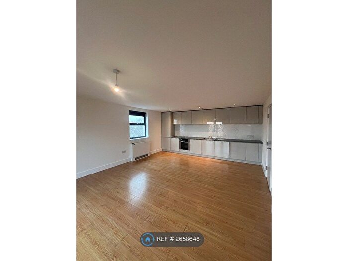 1 Bedroom Flat To Rent In Vale Road, Crosby, Liverpool, L23