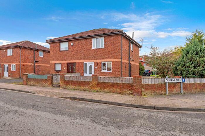 2 Bedroom Semi-Detached House For Sale In Peterhouse Road, Grimsby, DN34