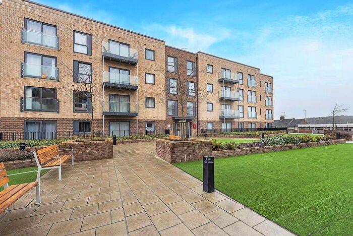 1 Bedroom Flat To Rent In Wilson Court, Luton, Bedfordshire LU2