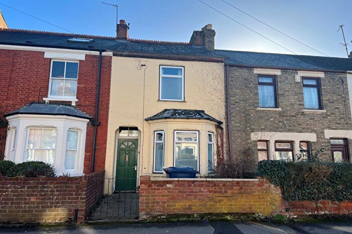 4 Bedroom Terraced House To Rent In Howard Street, Oxford, Oxfordshire, Oxfordshire, OX4