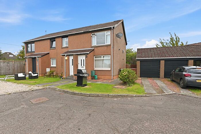 2 Bedroom Flat For Sale In Craigmount Brae, Edinburgh, EH12