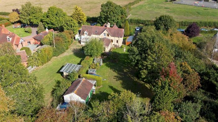 2 Bedroom Semi-Detached House For Sale In Colethrop, Stonehouse, GL10