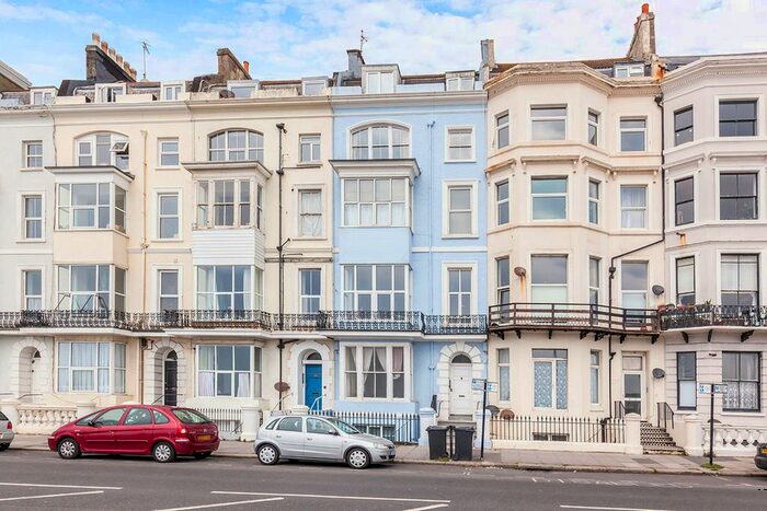 2 Bedroom Flat To Rent In Eversfield Place, St. Leonards-On-Sea, East Sussex, TN37