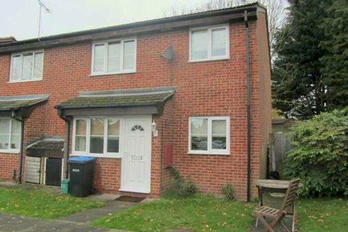 1 Bedroom End Of Terrace House To Rent In Sycamore Walk, Englefield Green, Egham, Surrey, TW20