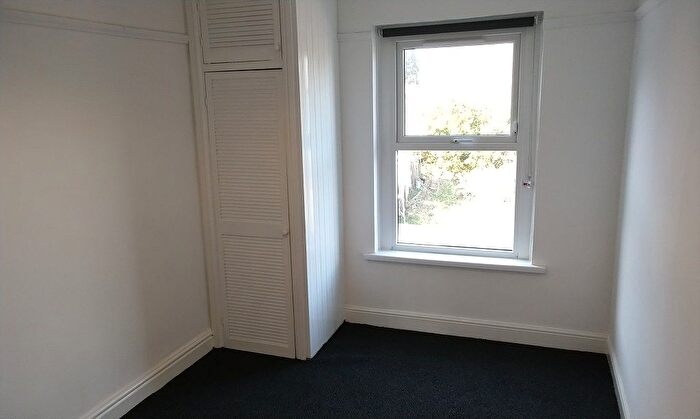 2 Bedroom End Of Terrace House To Rent In Bath Avenue, Morriston, Swansea, SA6