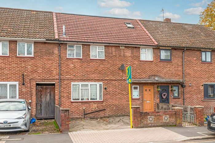 5 Bedroom Property For Sale In Roundwood Road, Harlesden, London, NW10