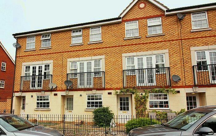 3 Bedroom Town House To Rent In Lakeview Way, Hampton Hargate, Peterborough, PE7