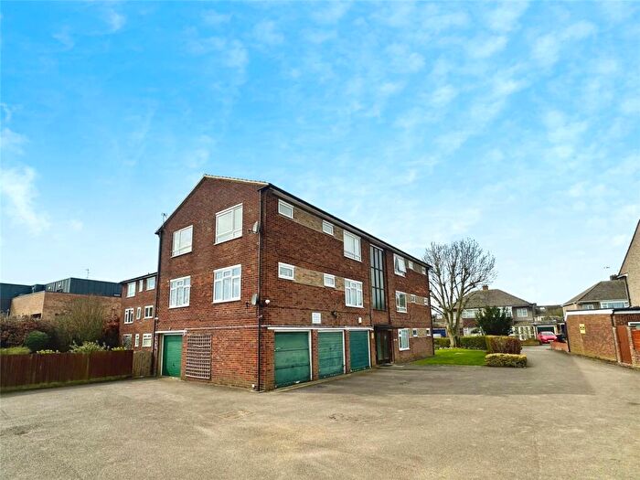 2 Bedroom Apartment For Sale In Cozens Road, Ware, Hertfordshire, SG12