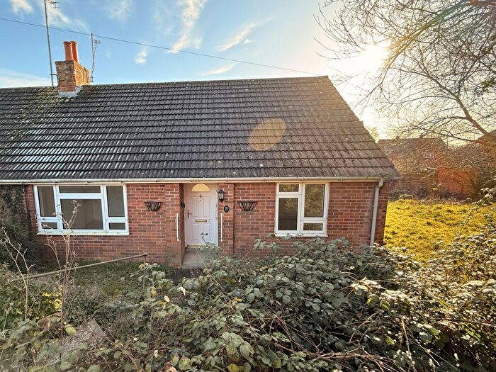 2 Bedroom Bungalow For Sale In The Avenue, Wincanton, Somerset, BA9