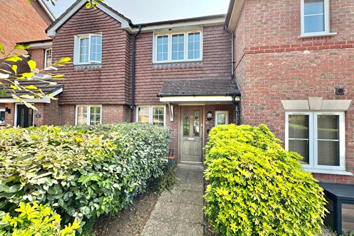 2 Bedroom Terraced House For Sale In Romford Road, Warsash, SO31