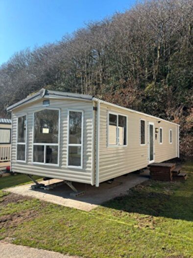 2 Bedroom Park Home For Sale In Holms Farm Road, Dalrymple, Ayr, KA6