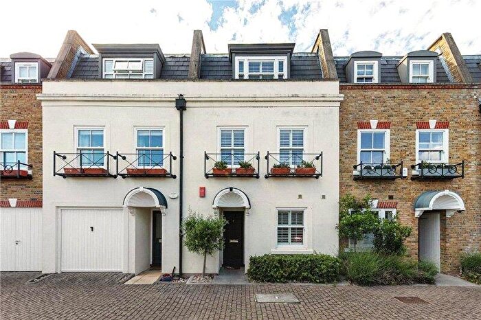 3 Bedroom Terraced House For Sale In Fielding Mews, Barnes, London, SW13