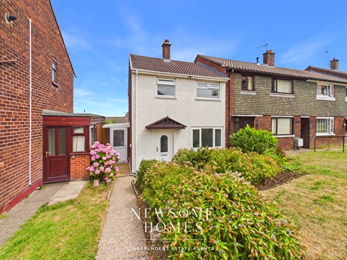 2 Bedroom End Of Terrace House For Sale In Bryn Y Gwynt, Pen Y Maes, CH8