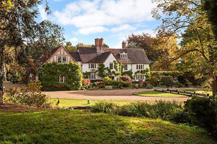 6 Bedroom Detached House For Sale In Church Lane, Lowdham, Nottingham, Nottinghamshire, NG14