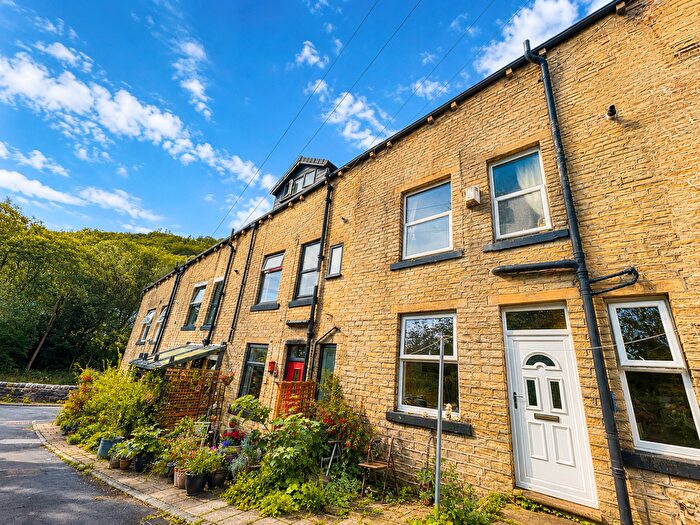 2 Bedroom Terraced House For Sale In Trinity Street, Hebden Bridge, HX7