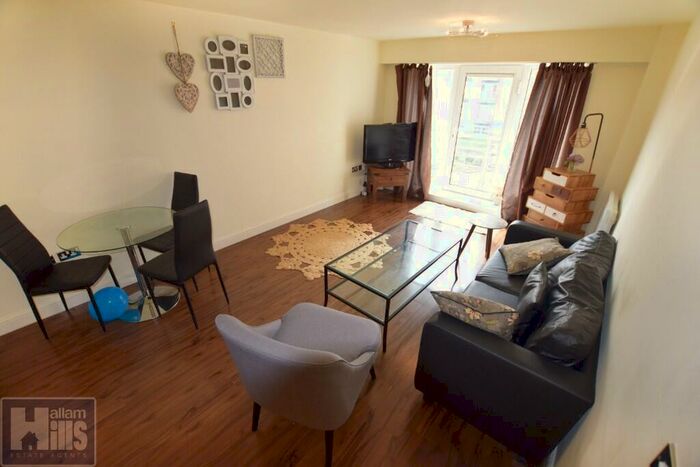 2 Bedroom Apartment To Rent In Westfield Terrace, Sheffield, S1