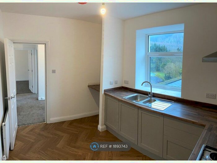 2 Bedroom Flat To Rent In Bute Street, Treherbert, Treorchy, CF42