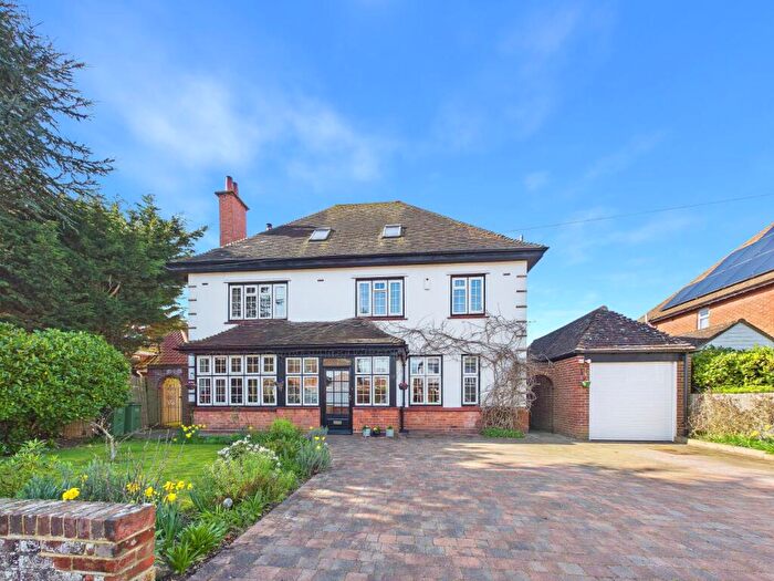 6 Bedroom Detached House For Sale In Avereng Road, Folkestone, Kent, CT19