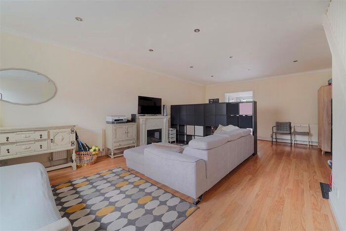 3 Bedroom Property To Rent In Seaforth Avenue, New Malden, KT3