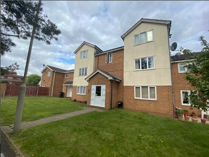 2 Bedroom Apartment To Rent In Foxdale Drive, Brierley Hill, West Midlands, DY5