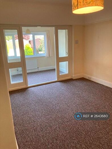 2 Bedroom Bungalow To Rent In Seacroft Road, Plymouth, PL5