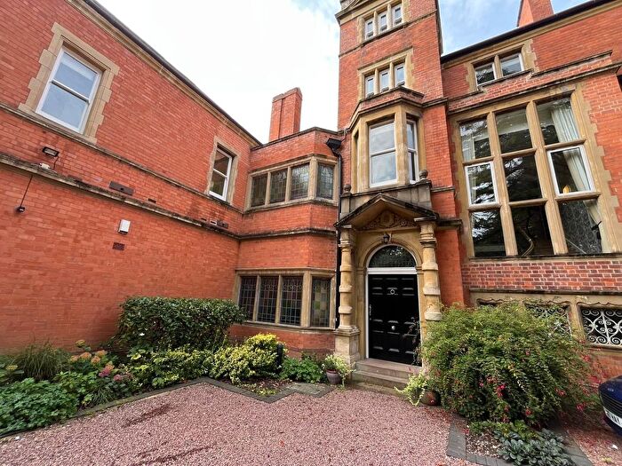 2 Bedroom Flat To Rent In St. Bernards Road, Solihull, B92