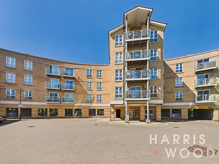 2 Bedroom Flat For Sale In Rotary Way, Colchester, Essex, CO3