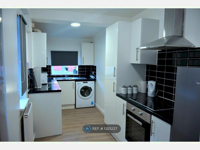 3 Bedroom Terraced House To Rent In Spansyke Street, Doncaster, DN4