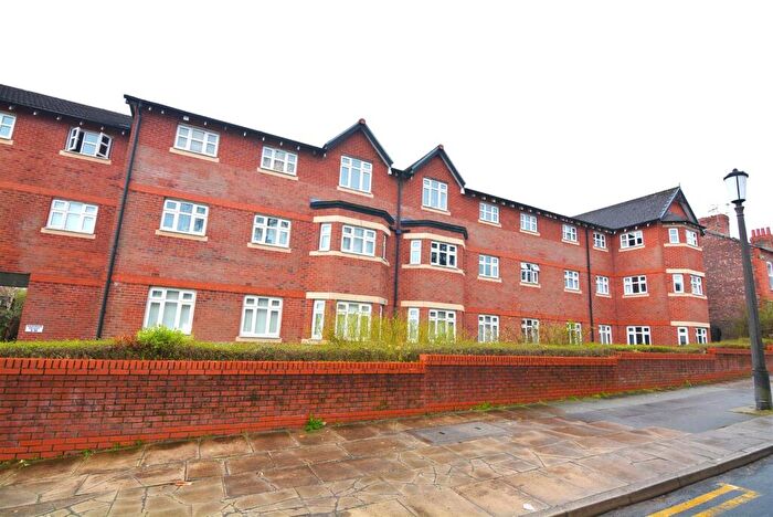 2 Bedroom Apartment To Rent In Elm Court, Bebington, CH63