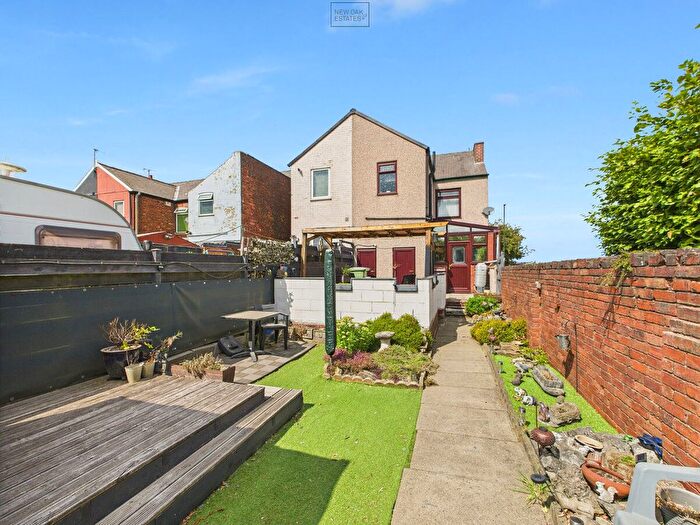 2 Bedroom End Of Terrace House For Sale In Williamthorpe Road, North Wingfield, S42