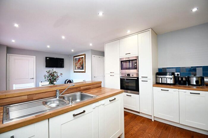 4 Bedroom Detached House For Sale In Colmere Lane, Cadishead, M44