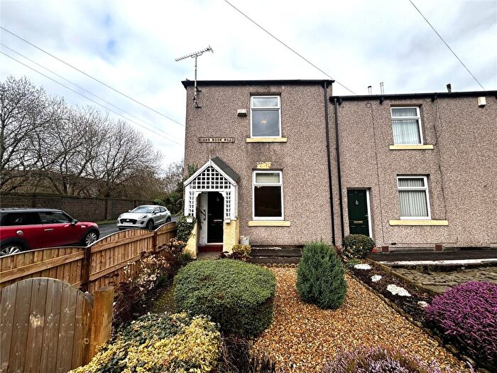 2 Bedroom End Of Terrace House To Rent In Binns Nook Road, Rochdale, Greater Manchester, OL12