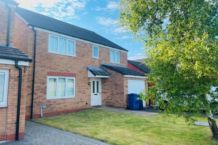 4 Bedroom Detached House To Rent In Barnacle Place, Newcastle, ST5