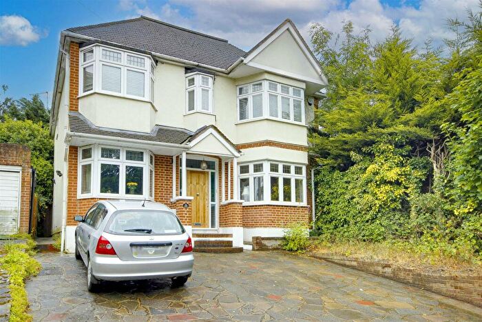 5 Bedroom House To Rent In Clay Hill, Enfield, EN2