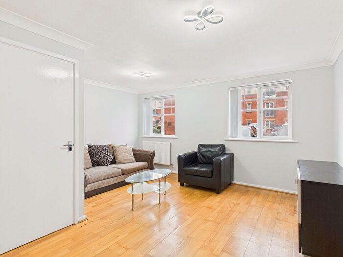 2 Bedroom Flat For Sale In Redgrave Close, St James Village, Gateshead, NE8