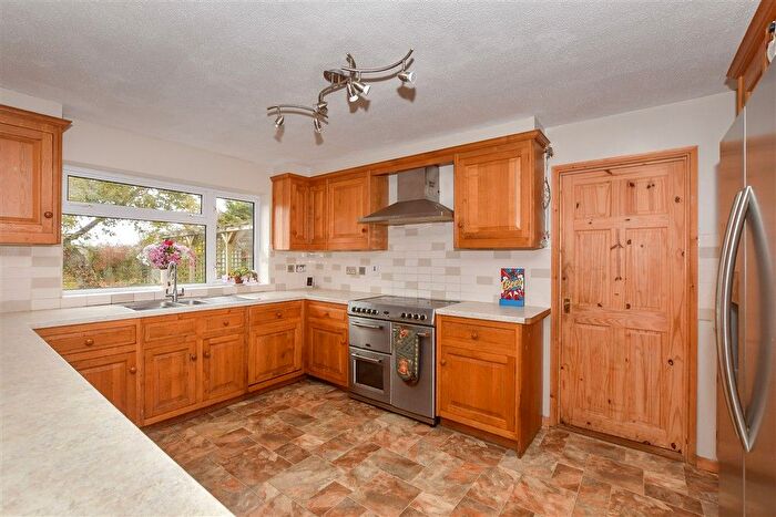 5 Bedroom Detached House For Sale In Park Farm Close, Shadoxhurst, Ashford, Kent, TN26