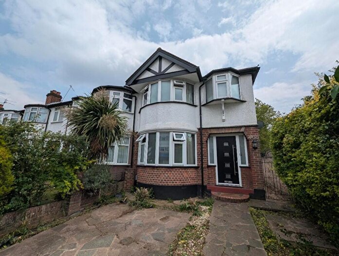3 Bedroom End Of Terrace House To Rent In Northolt Road, Harrow, Middlesex, HA2