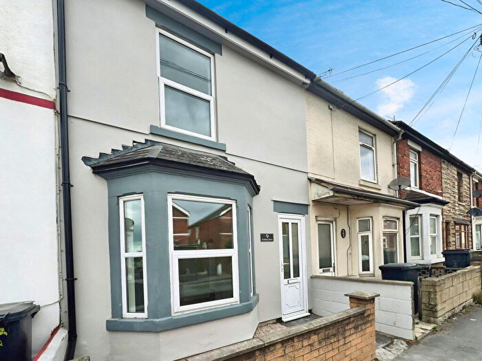 2 Bedroom Terraced House For Sale In St. Marys Grove, Swindon, SN2