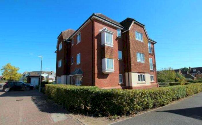 2 Bedroom Flat To Rent In Hedgers Way, Kingsnorth, Ashford, TN23