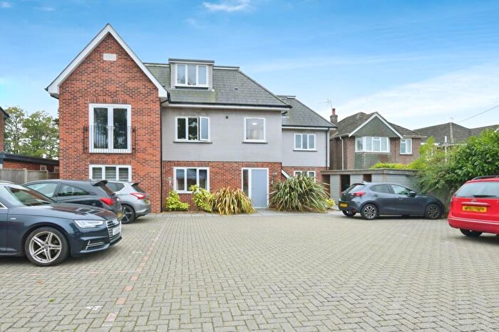 2 Bedroom Flat For Sale In Wimborne Road West, Colehill, Wimborne, Dorset, BH21