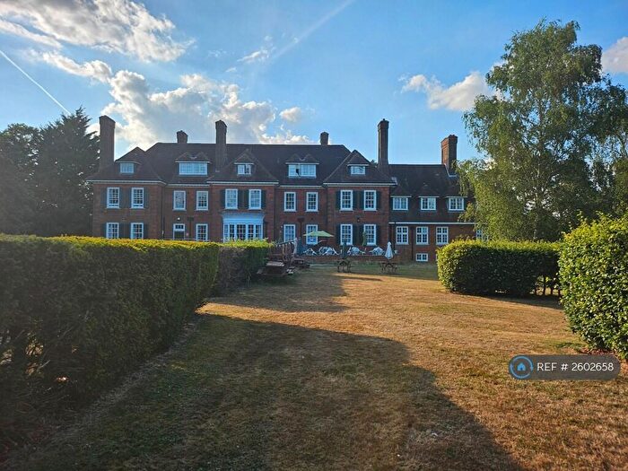 1 Bedroom Flat To Rent In Merrymeade House, Brentwood, CM15