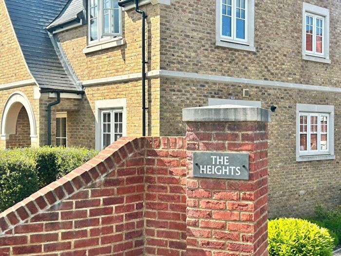 1 Bedroom Flat For Sale In Cumnor Hill, Oxford, Oxfordshire, OX2