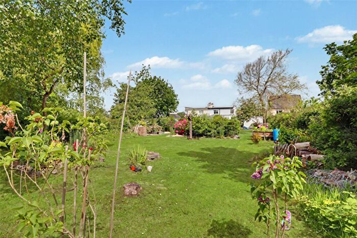 3 Bedroom Semi Detached House For Sale In Yelland Road, Fremington, Barnstaple, Devon, EX31