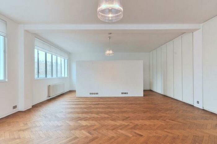 3 Bedroom Apartment To Rent In Clerkenwell Road London, EC1M