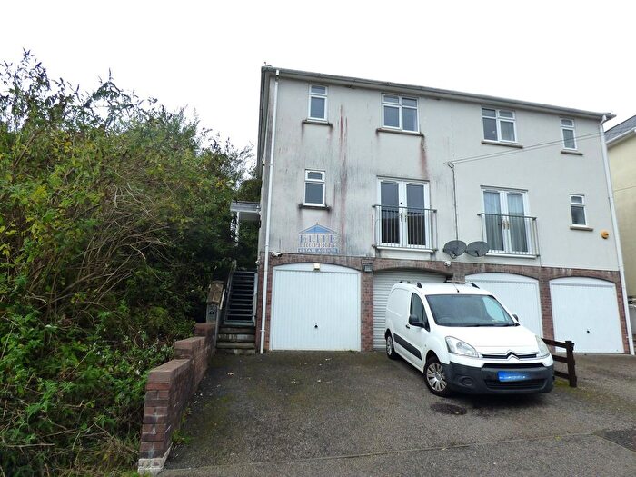 3 Bedroom Semi Detached House To Rent In Blandy Terrace, Nantymoel, Bridgend ., CF32